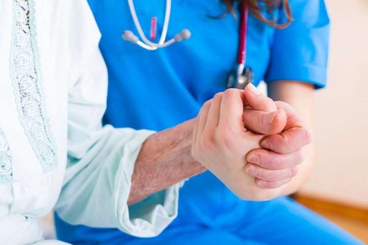 Questi sono 2 segni precoci della malattia di Parkinson
