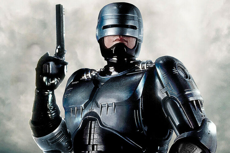 È una scena molto semplice, ma la squadra di RoboCop ha impiegato 50 riprese per realizzarla al meglio, tanto era problematico il costume di Peter Weller