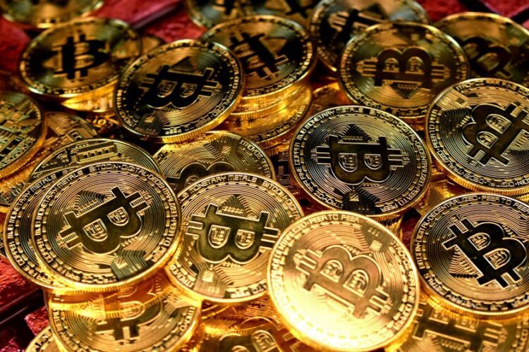 Ha speso 464,00 euro in Bitcoin nel 2015 e si è dimenticato delle sue monete per 8 anni. Dopo essersene ricordato, ha guadagnato 82 milioni di euro in un colpo solo