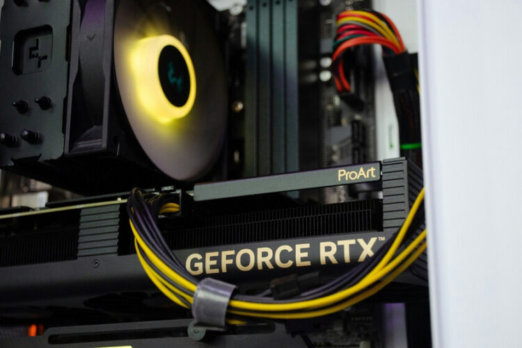 “Vai altrove, non meritano i tuoi soldi”: ha trovato un PC da gioco a 1.300 euro e gli hanno spiegato perché era una truffa