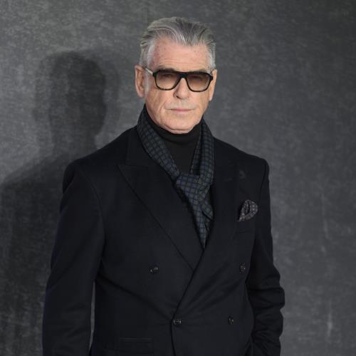 Pierce Brosnan difende l’accento irlandese in Mobland