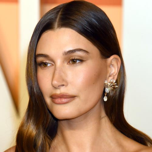 Hailey Bieber pensava che sarebbe morta durante il parto
