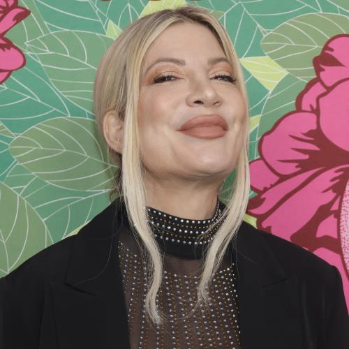 Il reddito di Tori Spelling rivelato durante la richiesta di divorzio